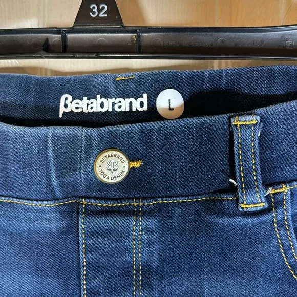 Betabrand Denim Pull-on Stretchy Straight Leg Pants  Size Large - Picture 2 of 5
